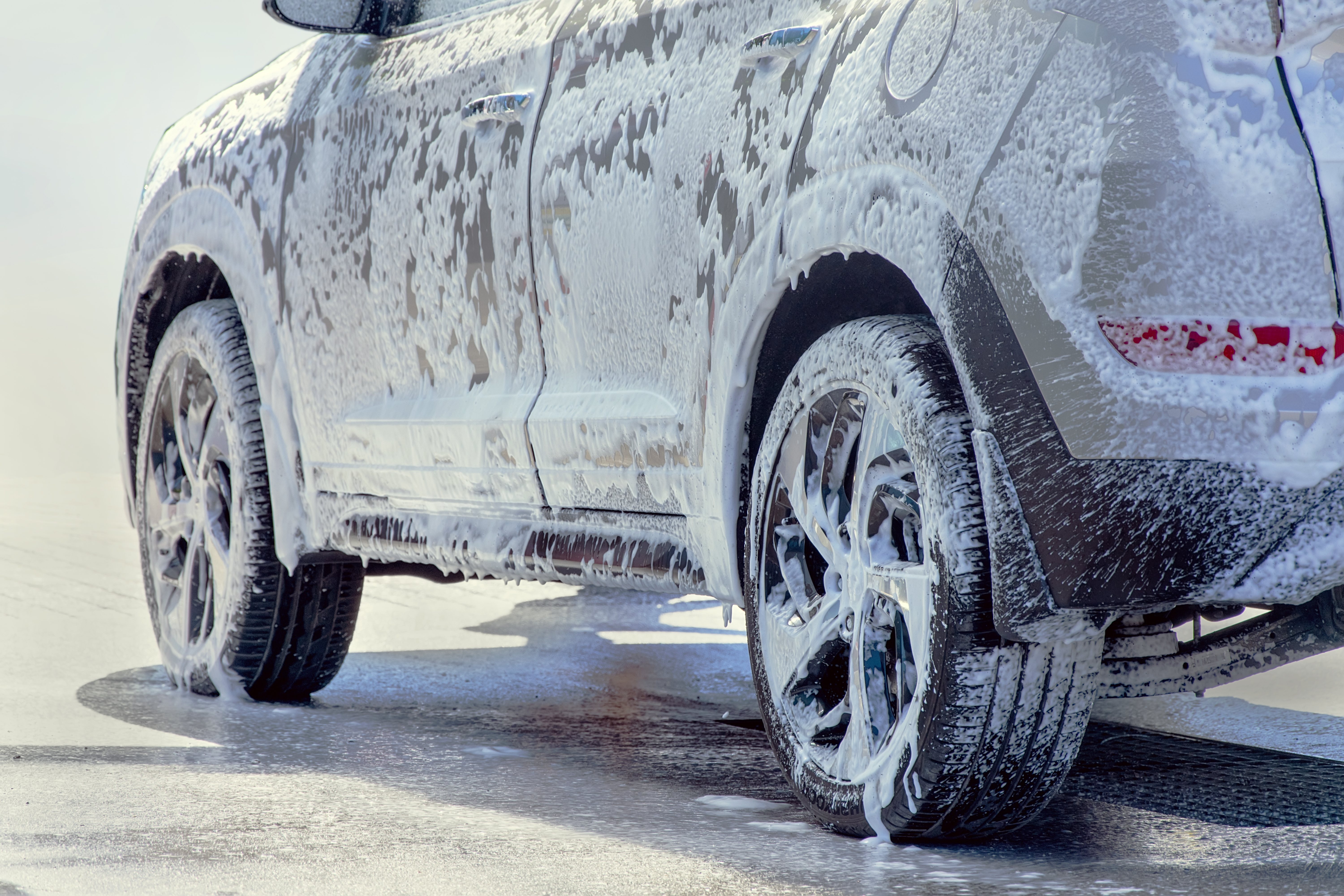 Why an Abu Dhabi Car Wash is Your Car's Best Friend